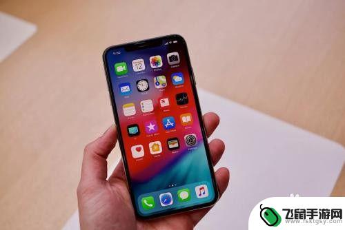 苹果xs手机屏幕没有反应 iPhone Xs屏幕无响应怎么办